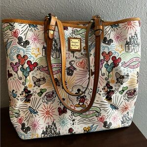 Dooney & Bourke Disney Parks Sketch Tote White and Tan
